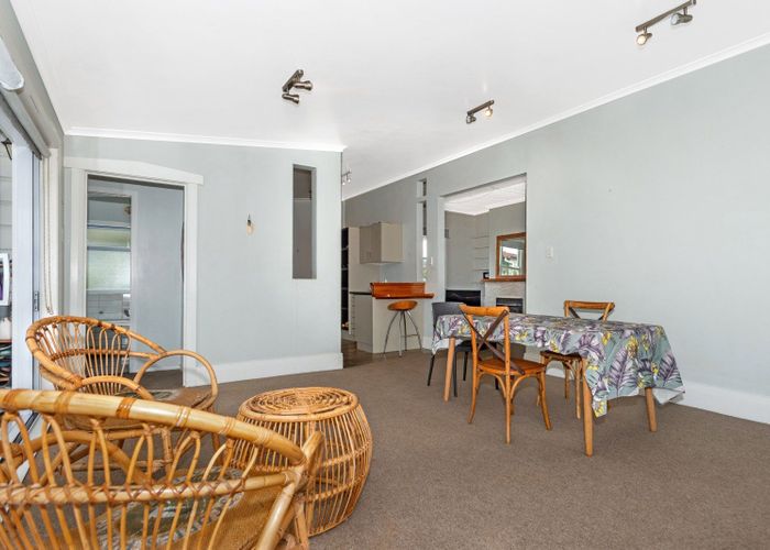  at 11 Wellington Street, Te Hapara, Gisborne