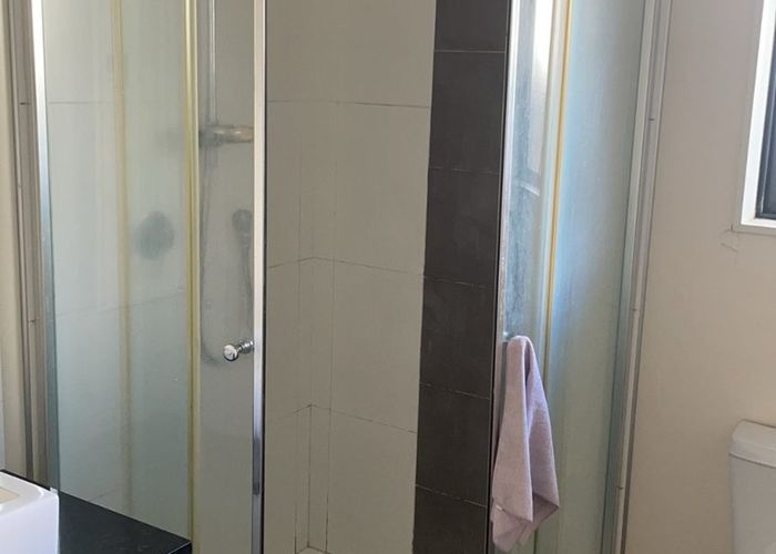  at 2/113 Mokoia Road, Birkenhead, North Shore City, Auckland