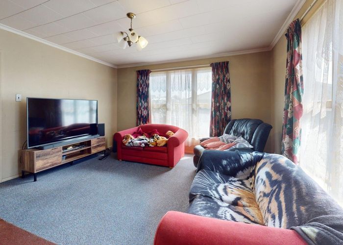  at 13 Bird Street, Hampstead, Ashburton