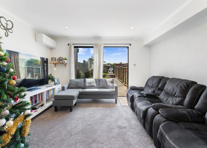  at 1 Sun Orchid Avenue, Wiri, Auckland