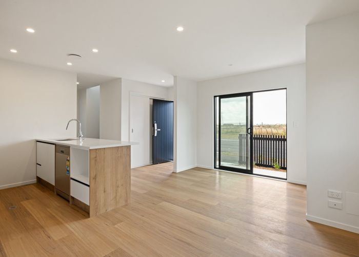  at 4/133 Silverdale Road, Silverdale, Hamilton, Waikato