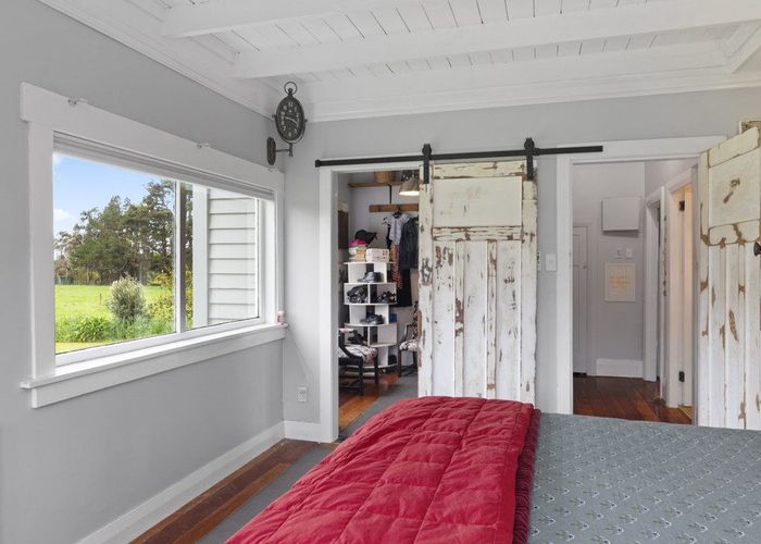  at 86 McGowan Road, Karioitahi, Waiuku