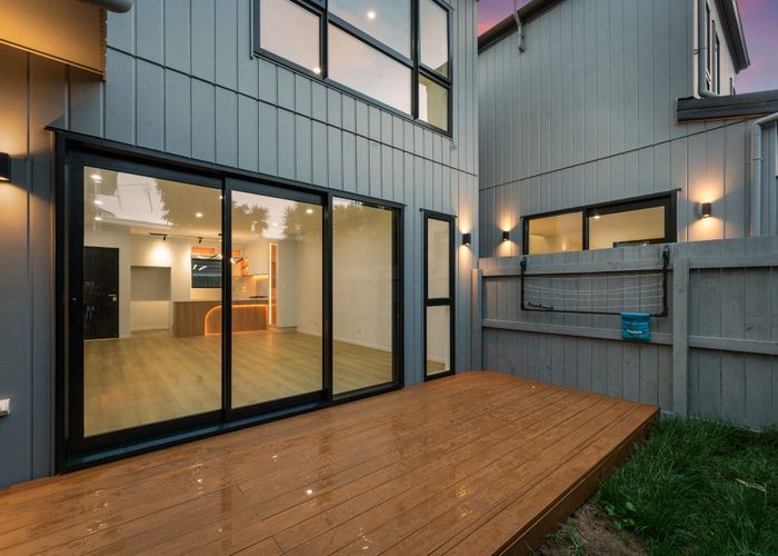  at 17C Sorrel Crescent, Bucklands Beach, Manukau City, Auckland