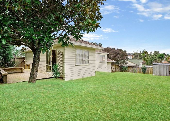  at 51 Barbados Drive, Unsworth Heights, North Shore City, Auckland