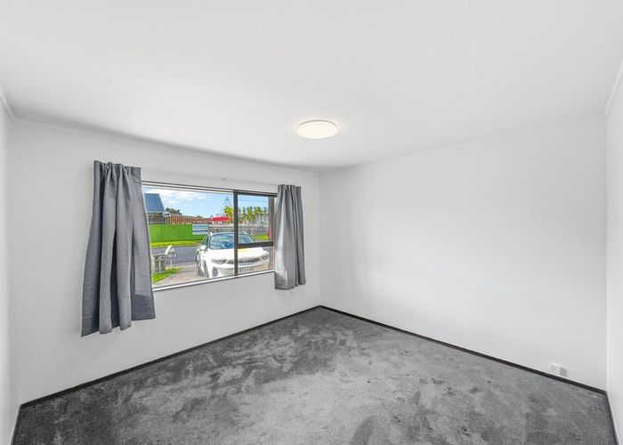  at 44 Wattle Street, New Lynn, Waitakere City, Auckland