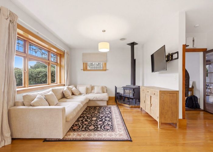  at 24 Birdwood Avenue, Beckenham, Christchurch City, Canterbury