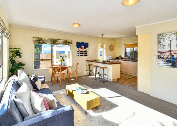  at 2/446 Great South road, Papakura, Auckland