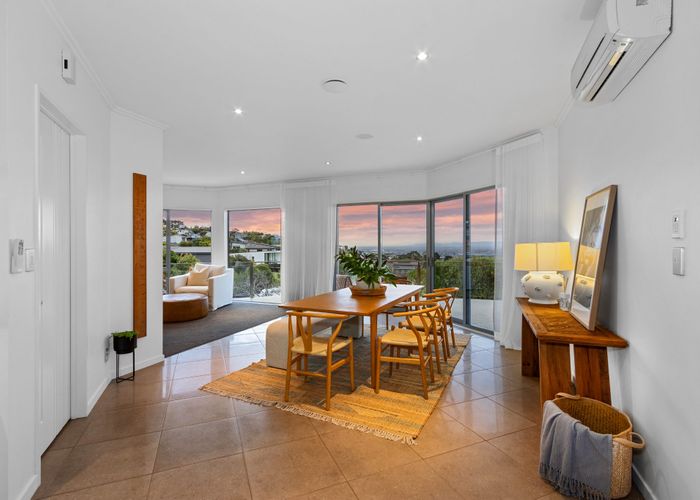  at 19 Luxton Place, Mount Pleasant, Christchurch City, Canterbury