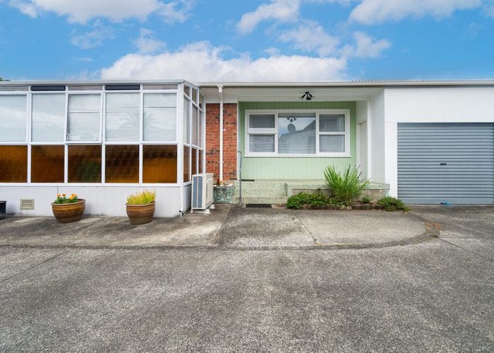  at 2/92 Mill Road, Kensington, Whangarei, Northland