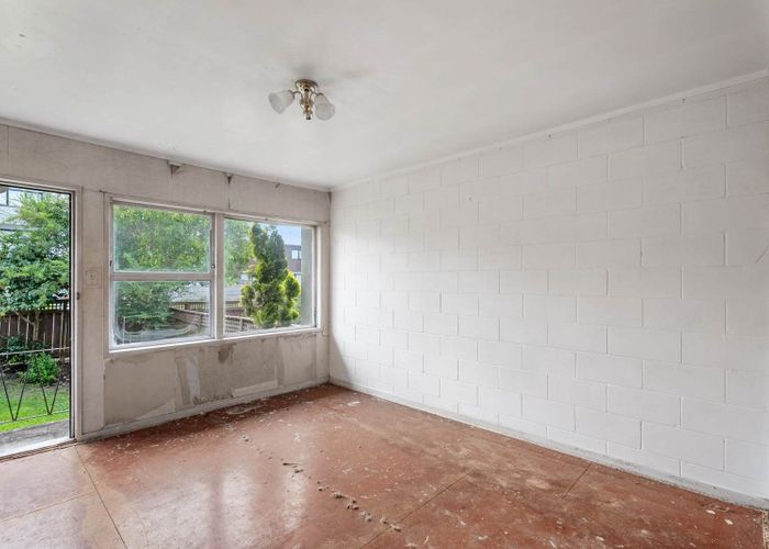  at 8/27 Nikau Street, New Lynn, Waitakere City, Auckland