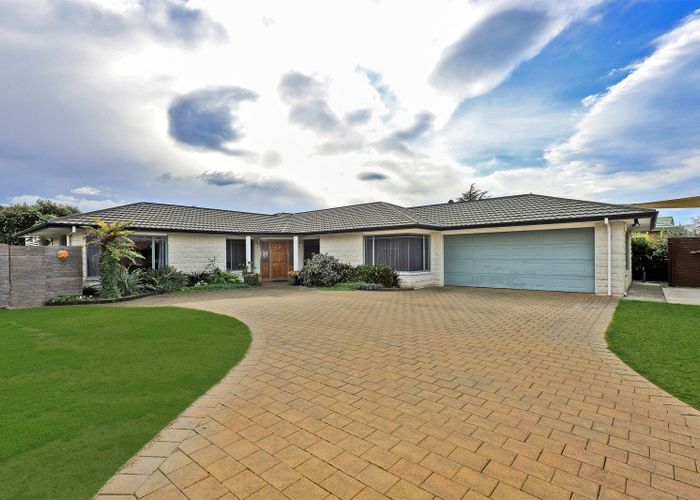  at 28 Kensington Drive, Taradale, Napier