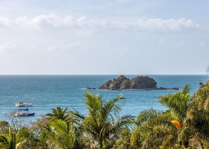  at 9 Tiri View Road, Palm Beach, Waiheke Island, Auckland