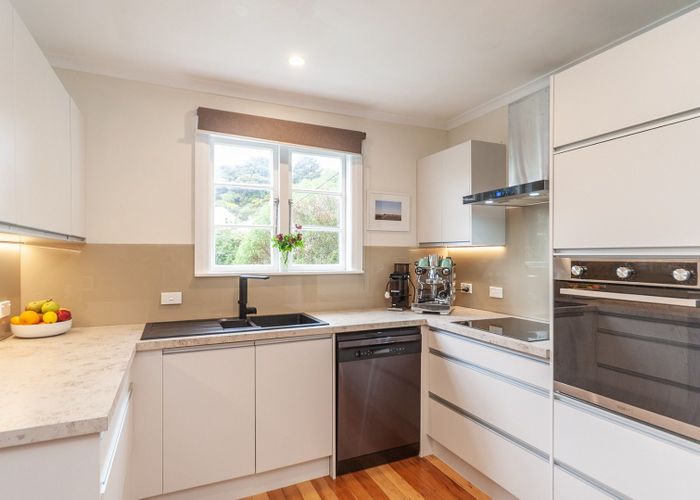  at 30 Sidlaw Street, Strathmore Park, Wellington