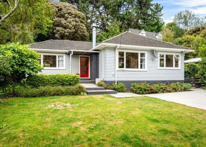  at 39 Rawhiti Street, Stokes Valley, Lower Hutt