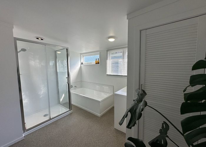  at 104 Centennial Avenue, Waitara, Waitara