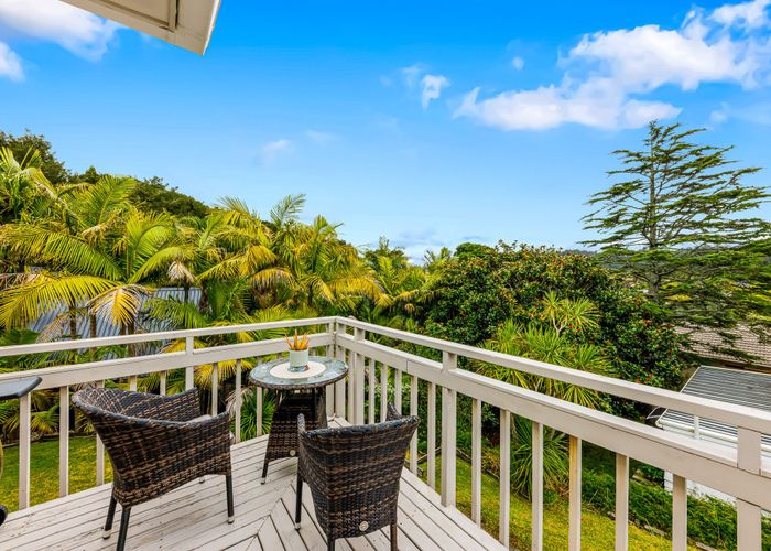  at 2/18 Simon Ellice Drive, Bayview, North Shore City, Auckland