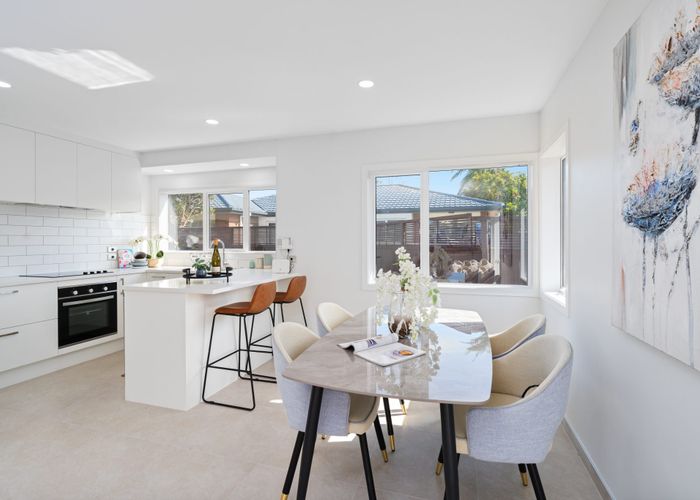  at 21/103 Swanson Road, Henderson, Auckland