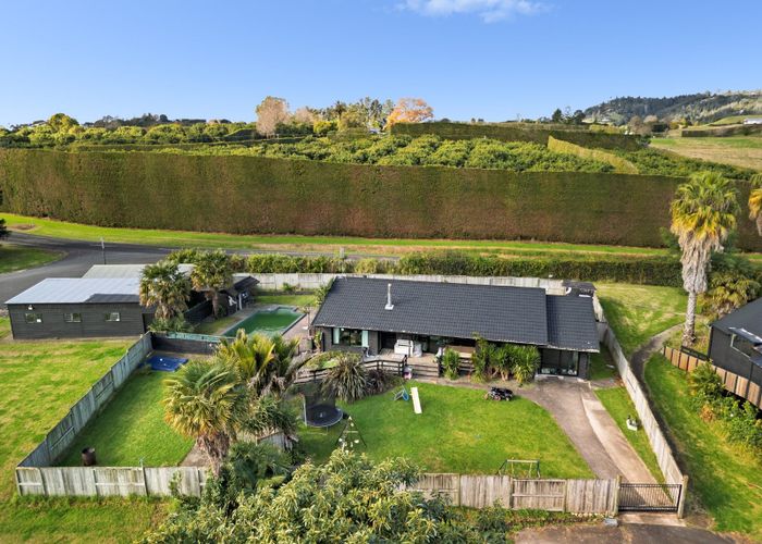  at 11 Gill Lane, Te Puna, Western Bay Of Plenty, Bay Of Plenty
