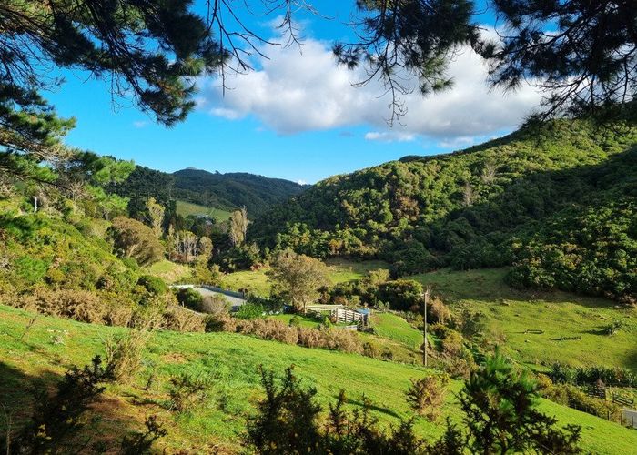  at 186 Stratton Street, Normandale, Lower Hutt, Wellington