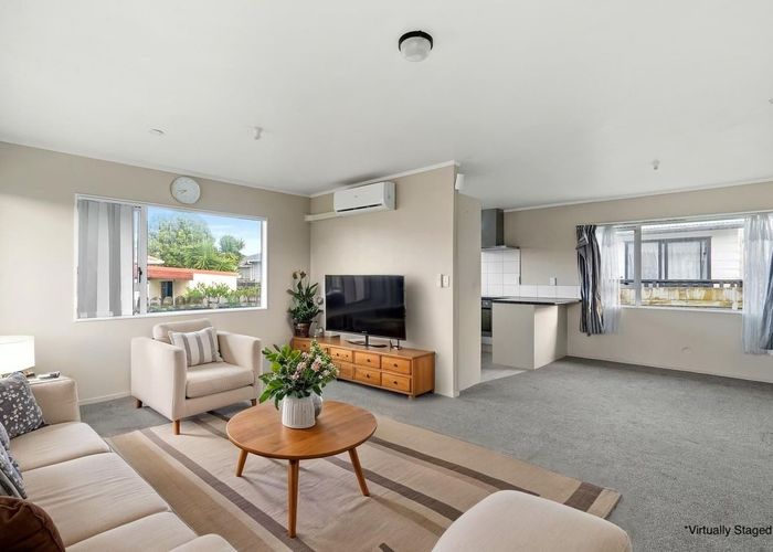 at 49 Dungarvon Place, Clendon Park, Manukau City, Auckland