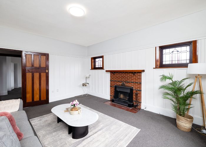  at 40 Waimairi Road, Upper Riccarton, Christchurch