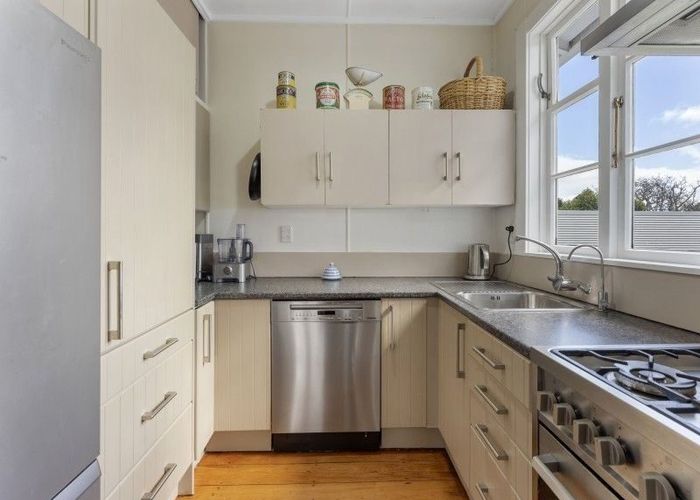  at 13 Brook Street, Waiwhetu, Lower Hutt, Wellington