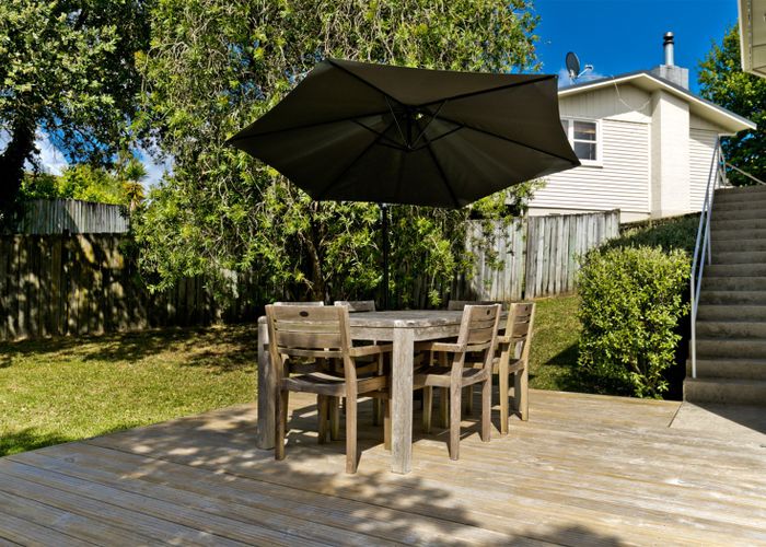  at 18 Hartley Terrace, Massey, Auckland