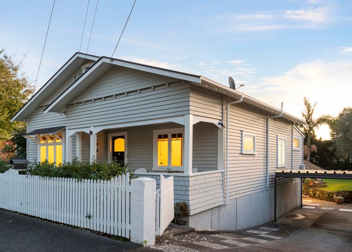  at 31 Volcanic Street, Mount Eden, Auckland