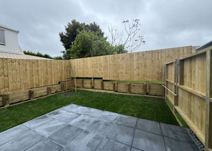  at 9/3 Eskdale Road, Birkdale, North Shore City, Auckland
