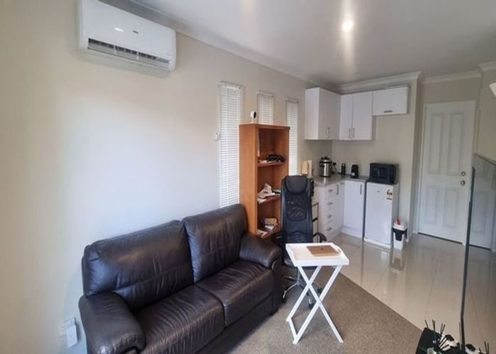  at 5 Tornish Drive, Flat Bush, Manukau City, Auckland