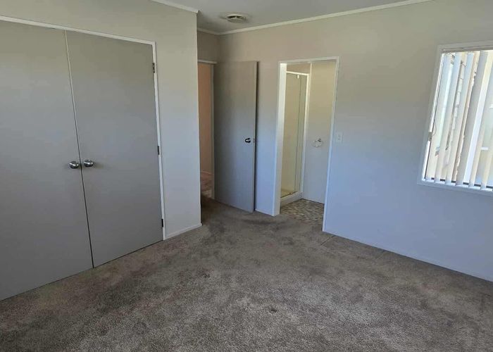  at 2 Garfield Road, Helensville, Rodney, Auckland