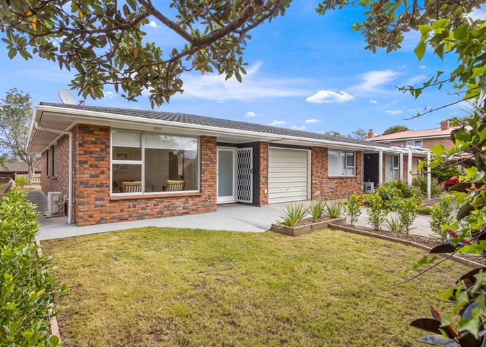 at 1/35 Lynwood Road, New Lynn, Auckland