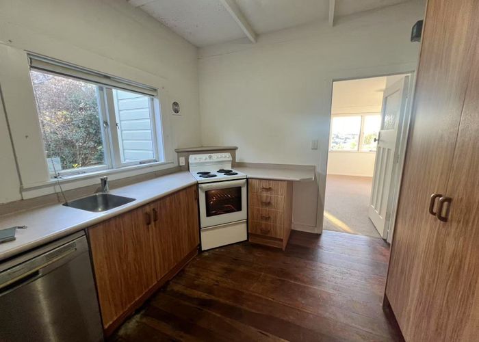  at 9 Wairere Road, Torbay, North Shore City, Auckland