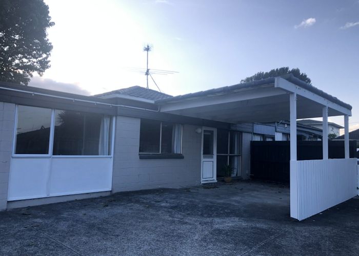  at 2/35 Trentham Road, Papakura, Auckland