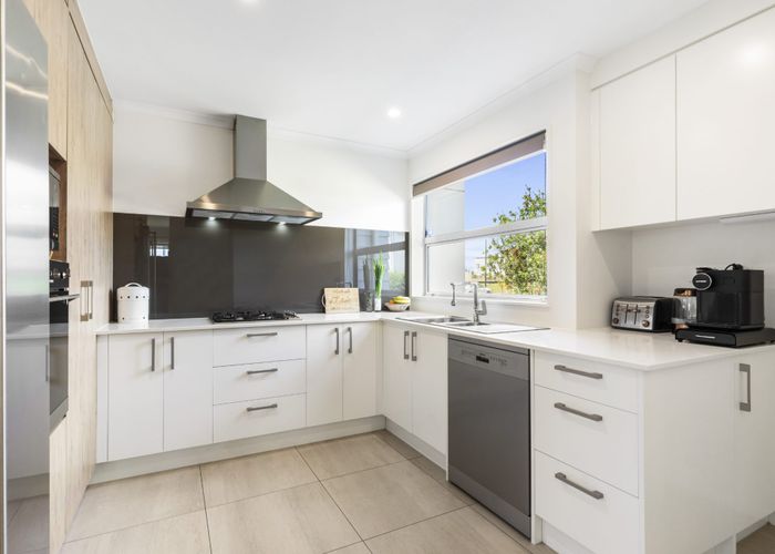  at 3 Huke Lane, Takanini, Auckland