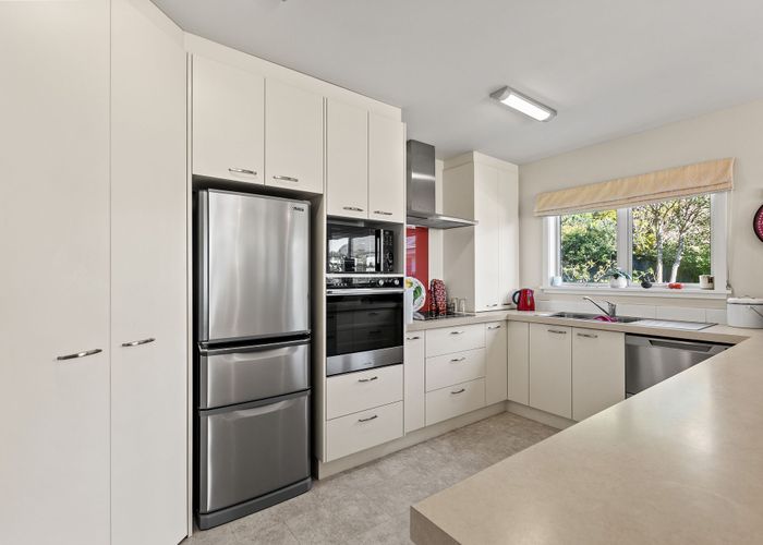  at 2/8 McCormacks Bay Road, Mount Pleasant, Christchurch City, Canterbury