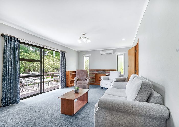  at 37 Pollen Crescent, Melville, Hamilton