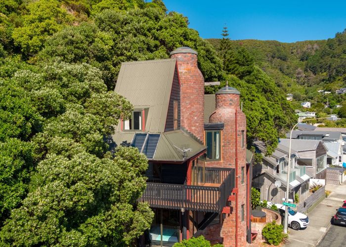  at 759 Marine Drive, Eastbourne, Lower Hutt