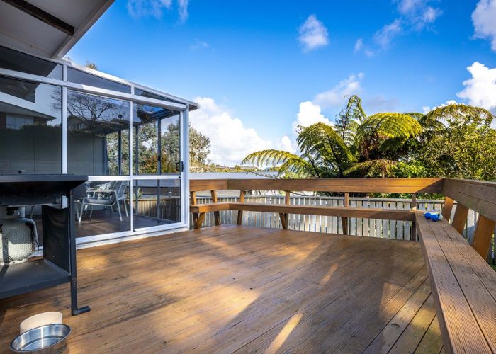  at 21 Cumberland Street, Merrilands, New Plymouth