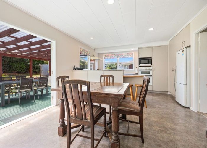  at 38 Chatsworth Crescent, Pakuranga Heights, Manukau City, Auckland