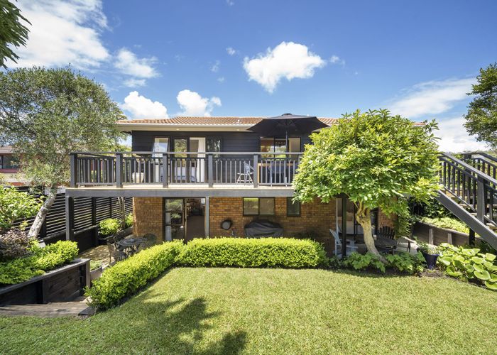  at 1/16 Channel View Road, Campbells Bay, Auckland