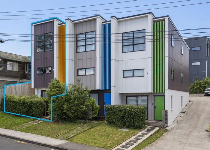  at 3/100 Target Road, Wairau Valley, Auckland