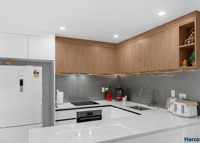  at 27E Busby Street, Blockhouse Bay, Auckland City, Auckland