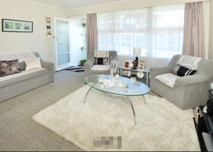  at 3/81 Pupuke Road, Hillcrest, North Shore City, Auckland