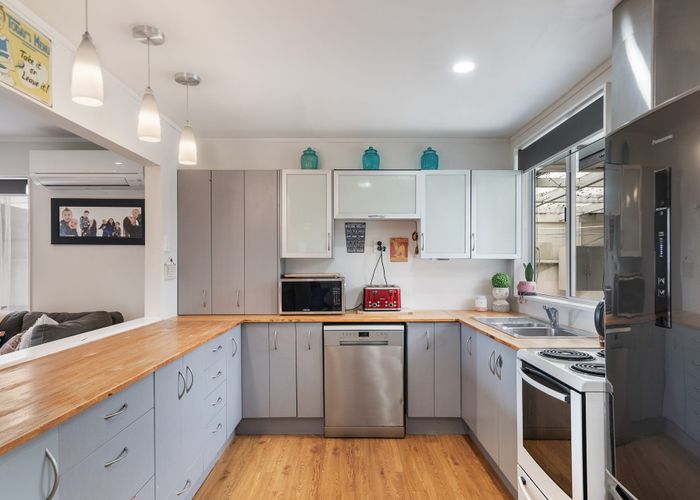 at 11 Strathmore Avenue, Levin, Levin