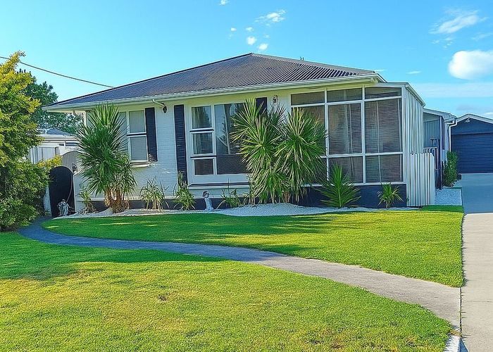  at 26 Daniels Road, Redwood, Christchurch City, Canterbury