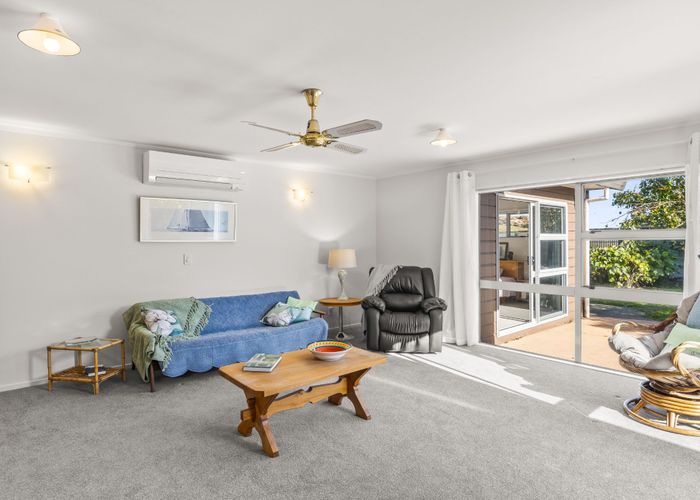 at 10 Cedar Drive, Paraparaumu Beach, Kapiti Coast, Wellington