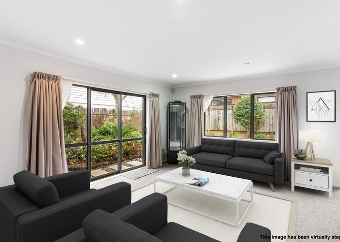  at 25 McInnes Road, Weymouth, Auckland