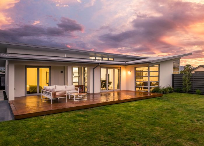  at 17 Bottle Lake Drive, Parklands, Christchurch