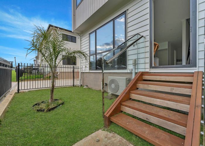  at 64F Coxhead Road, Manurewa, Manukau City, Auckland